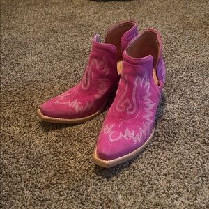 Ariat Dixon Booties